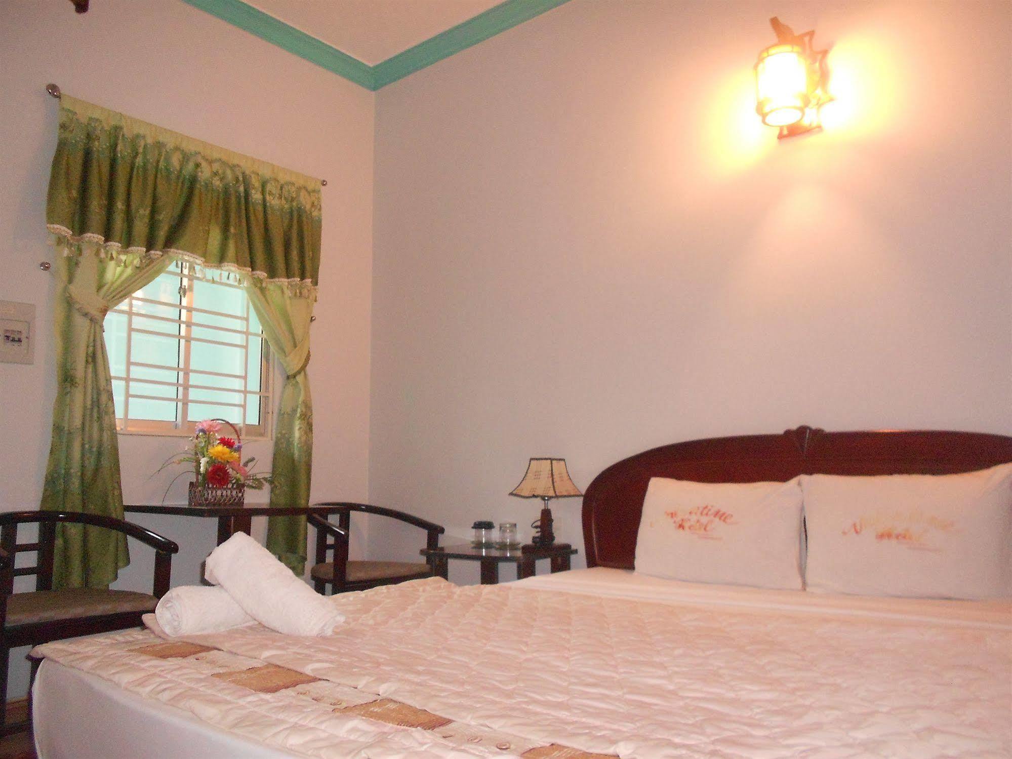 Valentine Hotel Хюэ Экстерьер фото