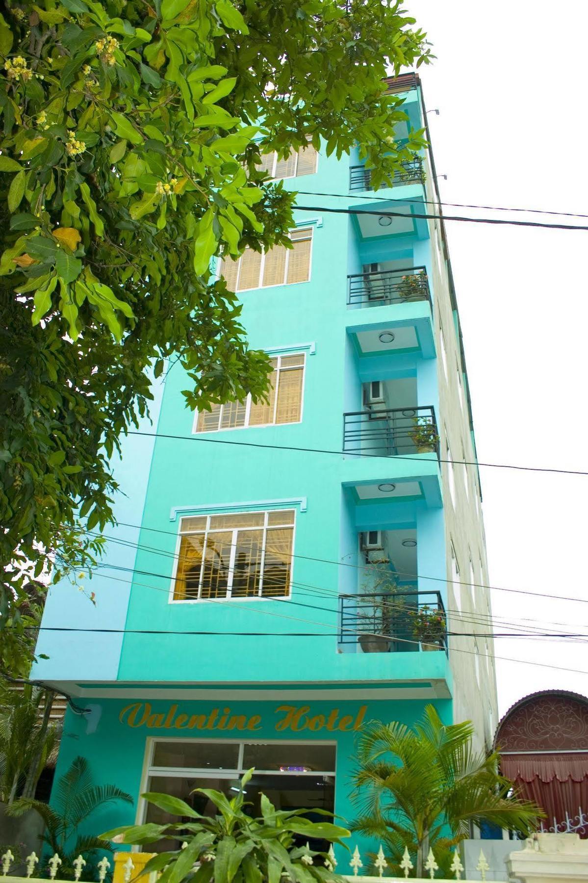 Valentine Hotel Хюэ Экстерьер фото